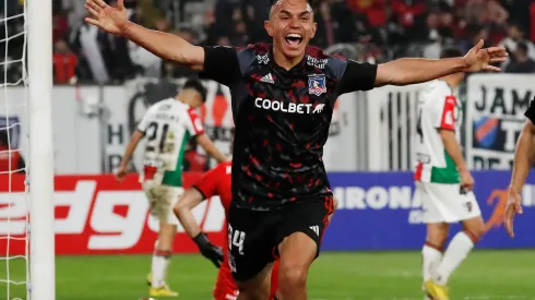 Vicente Pizarro le dio el triunfo a Colo Colo con su primer gol en el profesionalismo (Foto: Photosport)
