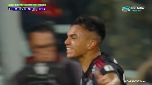 Vicente Pizarro adelantó a Colo Colo ante Palestino por las semifinales de la zona centro-norte de la Copa Chile (Foto:  TNT Sports)
