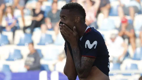 Gabriel Torres le costó más de un millón de dólares a Universidad de Chile y su paso por el cuadro azul fue tortuoso con su escuálido aporte goleador
