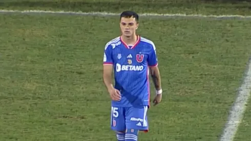 Vicente Fernández debuta de mala forma en la Universidad de Chile
