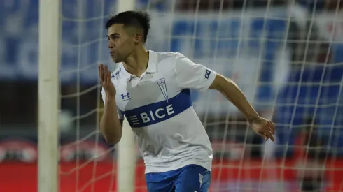 Alexander Aravena continuará en la Universidad Católica, ya que los Cruzados rechazaron a un club importante de Europa
