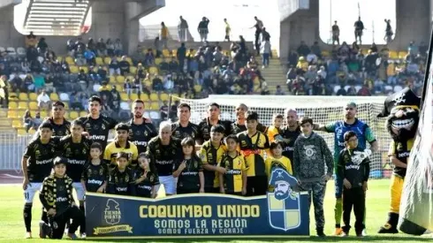 Figuras de Coquimbo disfrutan del partido de Las Leonas