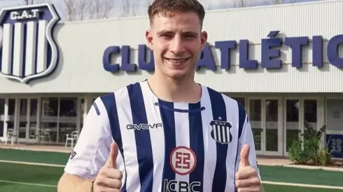 Bruno Barticciotto fue oficializado como nuevo delantero de Talleres de Córdoba
