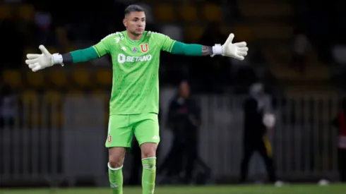 "Campos se cree dueño del puesto y le hacen goles feos"