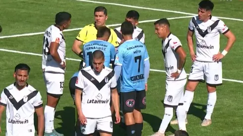 El árbitro Emerson Domínguez cometió el condoro del año la Primera B de la Chilean Premier League

