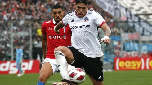 Colo Colo anuncia compra del 20 por ciento del pase de Carlos Palacios (Foto: Photosport)
