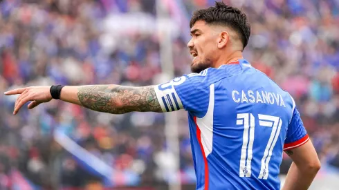Un histórico DT del fútbol chileno alaba el nivel de Luis Casanova en la U

