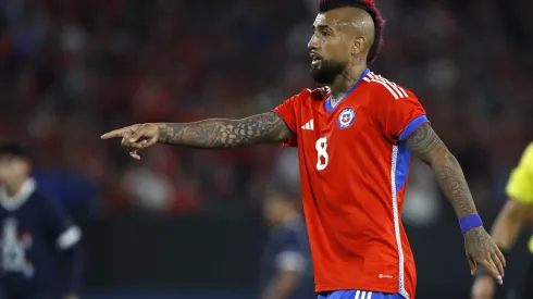 Arturo Vidal recuerda a ex golero de Colo Colo (Foto: Photosport)