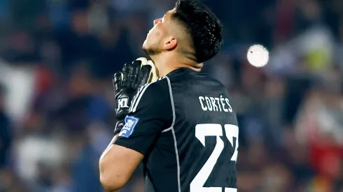 Òscar Wirth pide a Gabriel Arias en el arco de Chil
