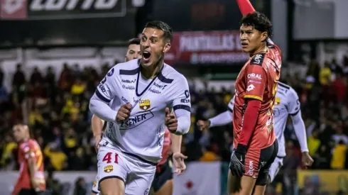 Video: El alocado festejo de ex DT de la U