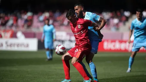 La Serena alineó a un jugador que estaba suspendido y eso le puede costar perder los puntos ante Iquique en la lucha por la Primera B
