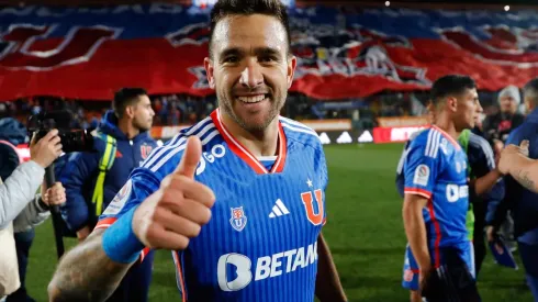 Matías Zaldivia valoró el apoyo de los hinchas de Universidad de Chile (Foto: Club Universidad de Chile)
