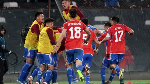 La Roja vence por 2-0 a Perú en Santiago (Foto: Photosport)
