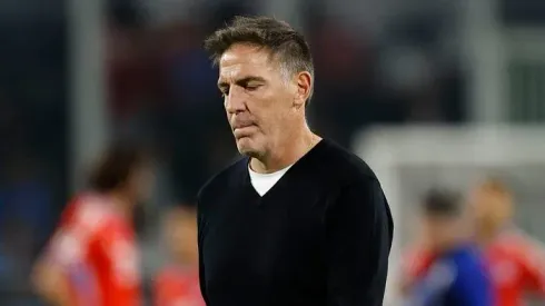 Berizzo camina por la cuerda floja en La Roja.
