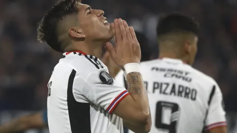 Carlos Palacios no pudo jugar el partido más reciente en Colo Colo a raíz de una lesión
