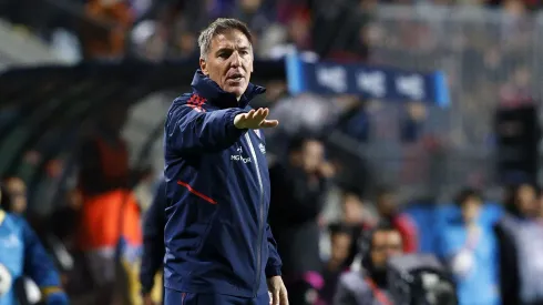 Lamentan la terrible situación que vive Berizzo en La Roja 
