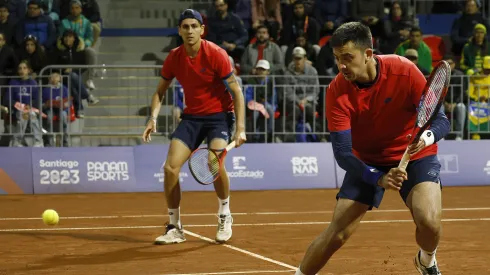 Chile se queda con la medalla de plata en el dobles (Foto de Dragomir Yankovic/Santiago 2023 vía Photosport)
