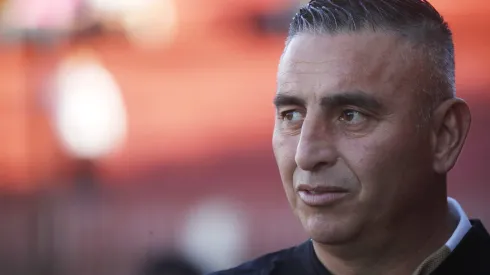 Jaime García visita las instalaciones del Mónaco de Guillermo Maripán (Foto: Photosport)
