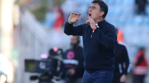 El entrenador de Colo Colo habló en la previa del partido contra Unión La Calera. (Jorge Loyola/Photosport)

