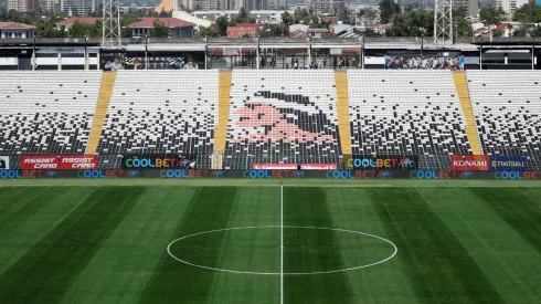 Así luce la mitad de la cancha del Estadio Monumental en la previa del partido de Colo Colo vs Unión Española. (Foto: Colo Colo)

