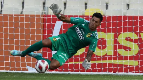 Nery Veloso tuvo una excelente temporada con Fernández Vial (Foto: Photosport)

