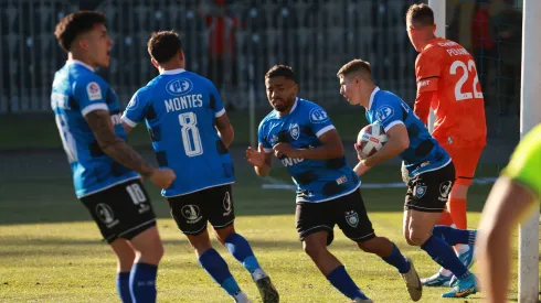 Huachipato recibe un importante anuncio en medio de la pelea por el campeonato nacional 
