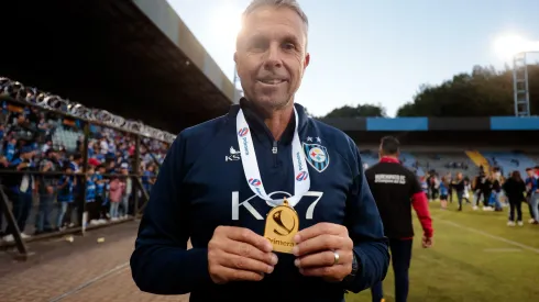 El entrenador de Huachipato da luces sobre su futuro
