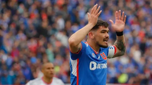 Luis Casanova se refiere a su posible continuidad en la U