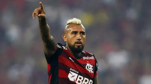 El futbolista nacional fue criticado duramente por su posible arribo a Boca Juniors
