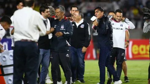 El entrenador Gustavo Quinteros pudo haber festejado su último título con Colo Colo. (Foto: Alex Diaz/Photosport)
