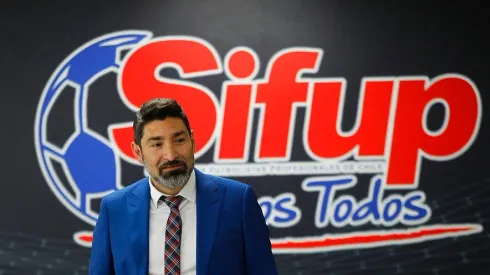 Gamadiel García no descarta una paralización en el fútbol.