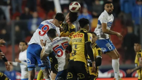 Universidad Católica tiene que sumar fichajes de renombre para ir por la Sudamericana
