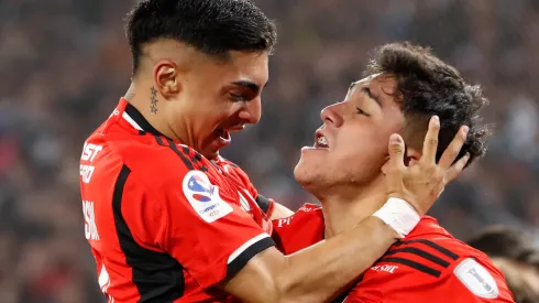 Jordhy Thompson compartió mensaje bíblico con su amigo Damián Pizarro.