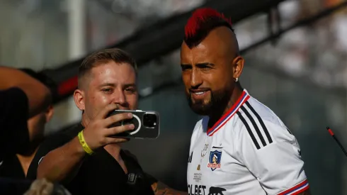 Hinchas de Colo Colo se ilusionan con el regreso de Vidal con un hashtag