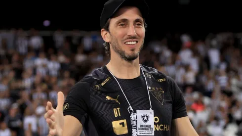 El entrenador argentino Luis Zubeldía es uno de los favoritos para dirigir a Colo Colo. (Foto: Getty)
