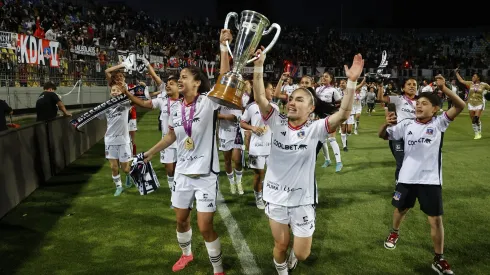 Colo Colo Femenino se proclamó bicampeón este 2023. (Foto: Raúl Zamora/Photosport)
