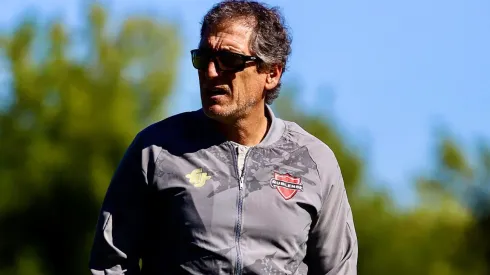 Mario Salas destaca a tres DT que lo marcaron (Foto: Deportivo Ñublense)
