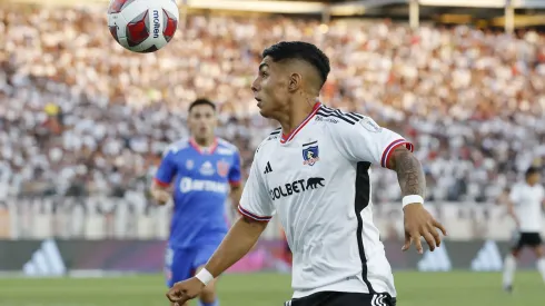 Jordhy Thompson tuvo una polémica temporada 2023 en Colo Colo. (Foto: Felipe Zanca/Photosport)
