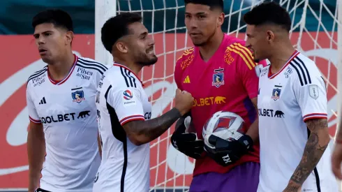 Blanco y Negro analizaría las primeras propuestas por algunas figuras de Colo Colo. (Foto: Photosport)