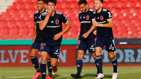 El lateral dejó la U tras más de diez años en el club