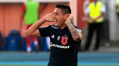 Rodríguez se acordó de los hinchas azules en su arribo a Melipilla.