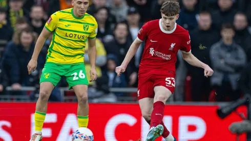Norwich sufrió una dura caída ante Liverpool