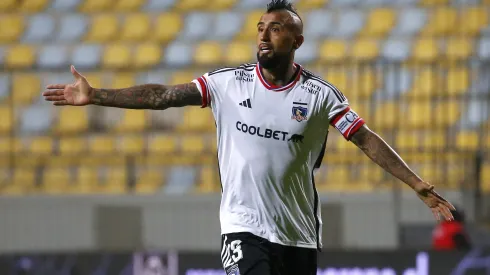 Arturo Vidal rápidamente se convirtió en uno de los capitanes de Colo Colo. (Foto: Sebastián Cisternas/Photosport)
