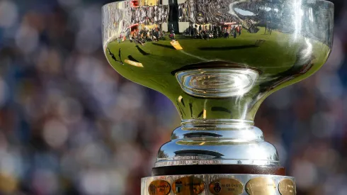 Huachipato y Colo Colo abren la temporada 2024 este domingo