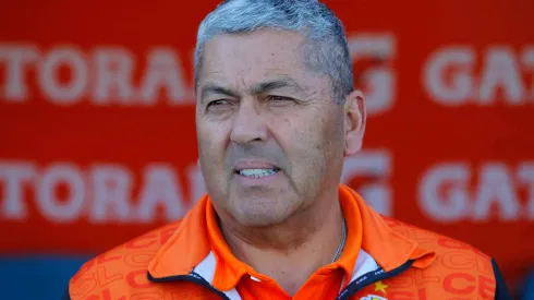 El DT de Cobresal hizo un llamado de emergencia por el fútbol chileno 
