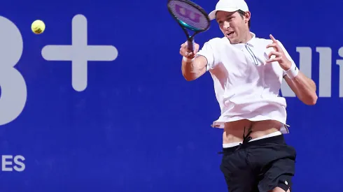 El chileno busca su cuarto título como profesional 
