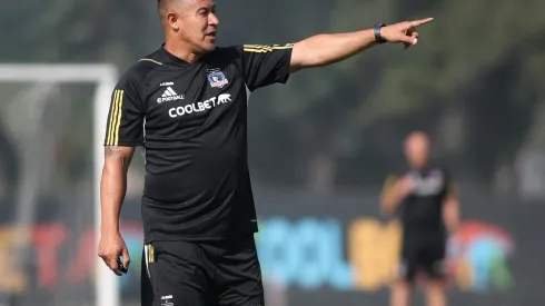 El entrenador de Colo Colo afina detalles para el debut en Copa Libertadores. (Foto: Colo Colo)

