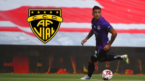 Gonzalo Jara debe decidir si es que jugará en Fernández Vial en forma definitiva
