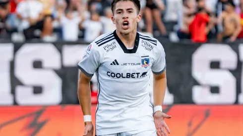 Matías Moya celebró con todo su primer gol por Colo Colo. (Foto: Guillermo Salazar)
