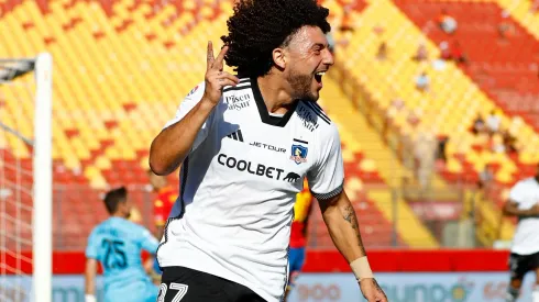 Maximiliano Falcón empieza a vivir la previa del Superclásico. (Foto: Photosport)
